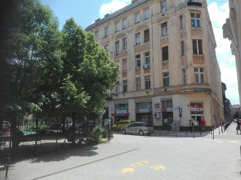 A Quiet Studio In The Heart Of The City Budapest Eksteriør bilde