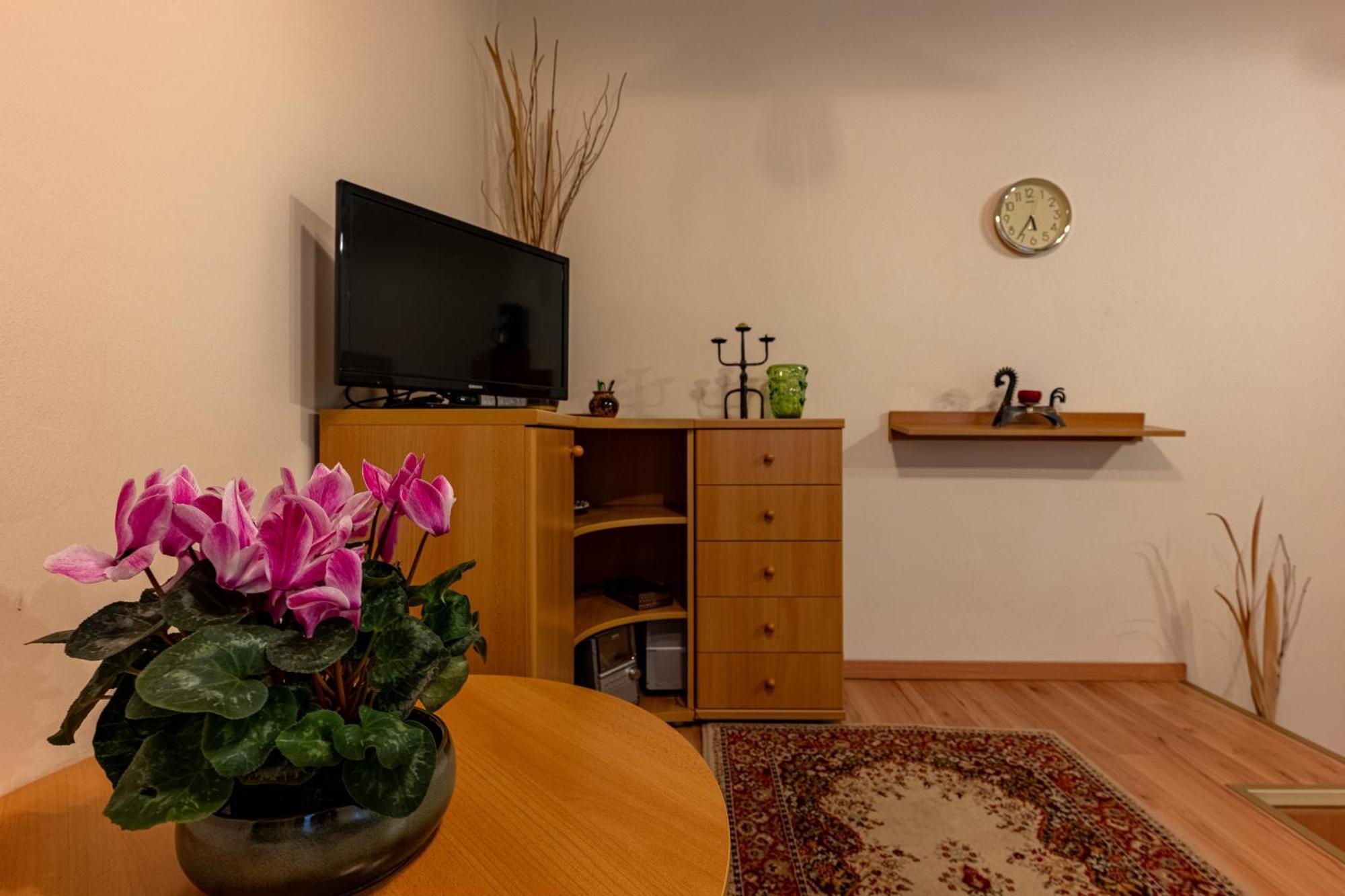 A Quiet Studio In The Heart Of The City Budapest Eksteriør bilde