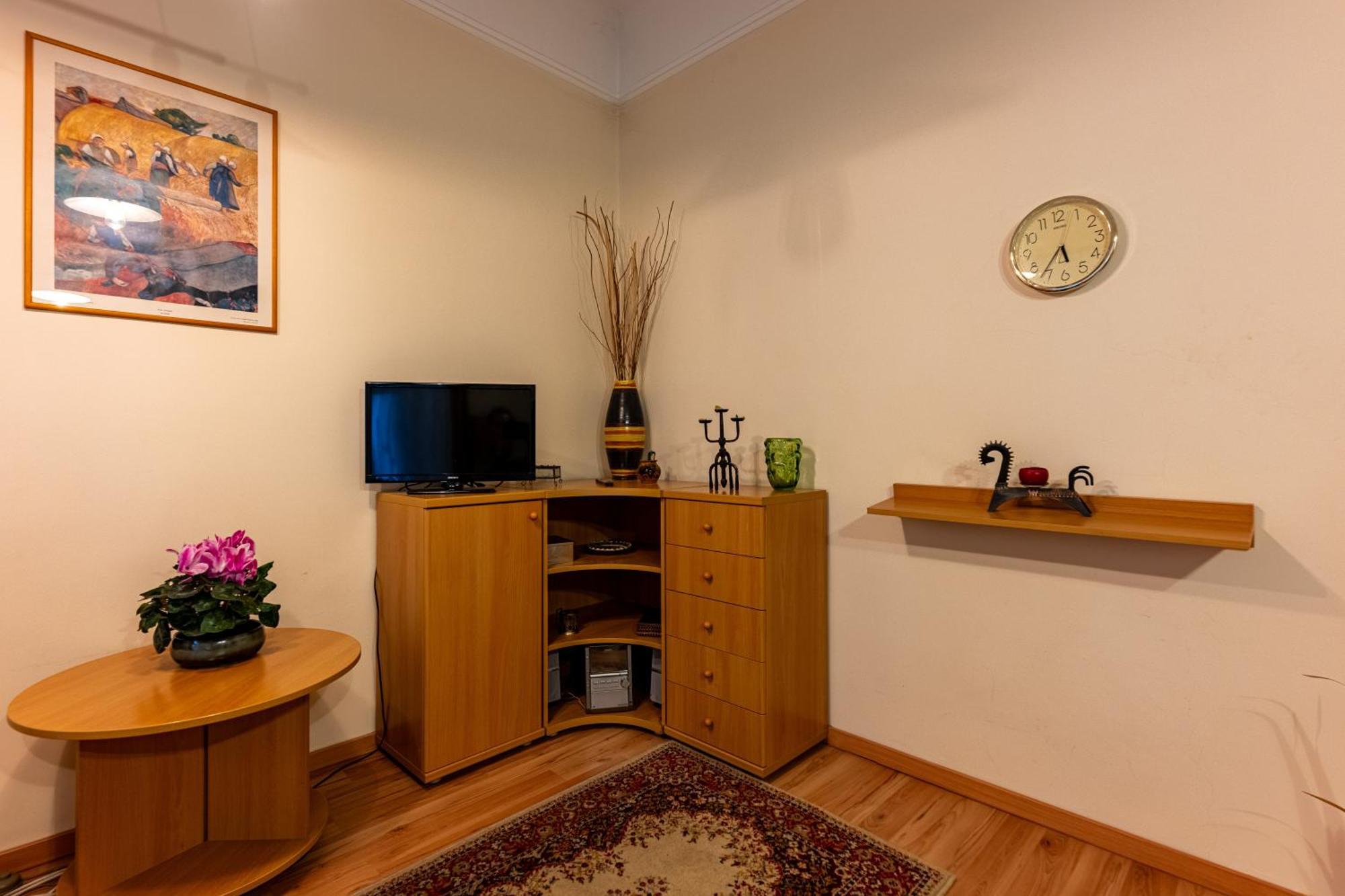 A Quiet Studio In The Heart Of The City Budapest Eksteriør bilde